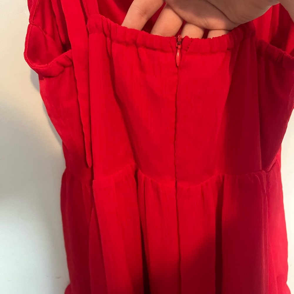 Elegant Red Ruffle Dress - Picture 3 of 3